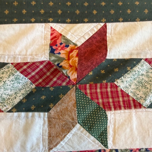 Handmade Patchwork Star Quilt Floral Plaid Country Farmhouse Green Red Tan 79x85 - Picture 7 of 8